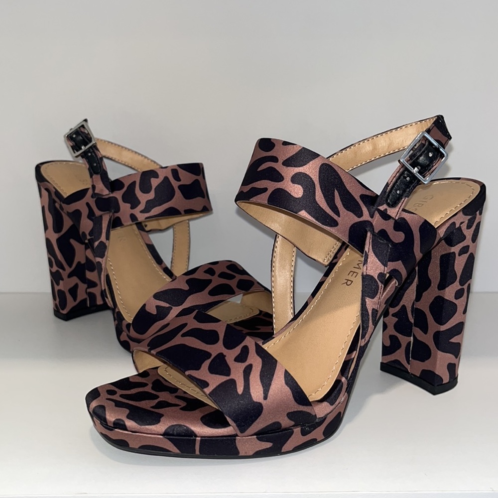 Gibson Latimer Leopard Print Heel. Size 7